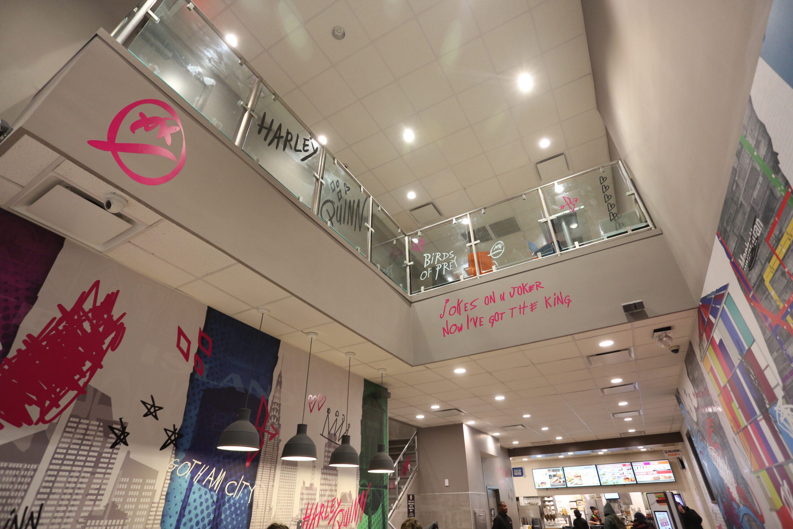 Retail pop-up graphics, visuals, event graphics, pop-up fabrication