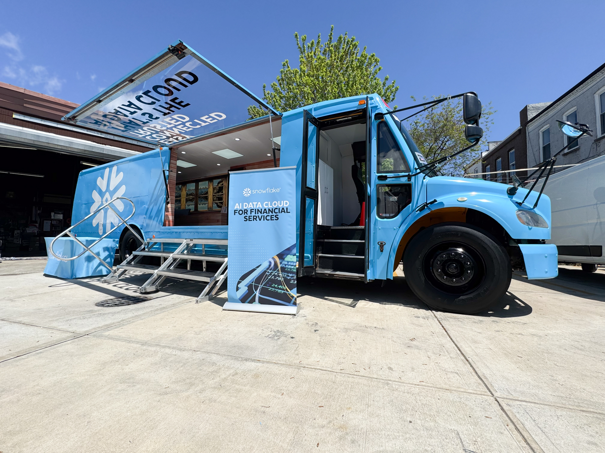 promo-school-bus-activation-branded-pop-up-12 school bus promo activation branded campaign experiential vehicle activation