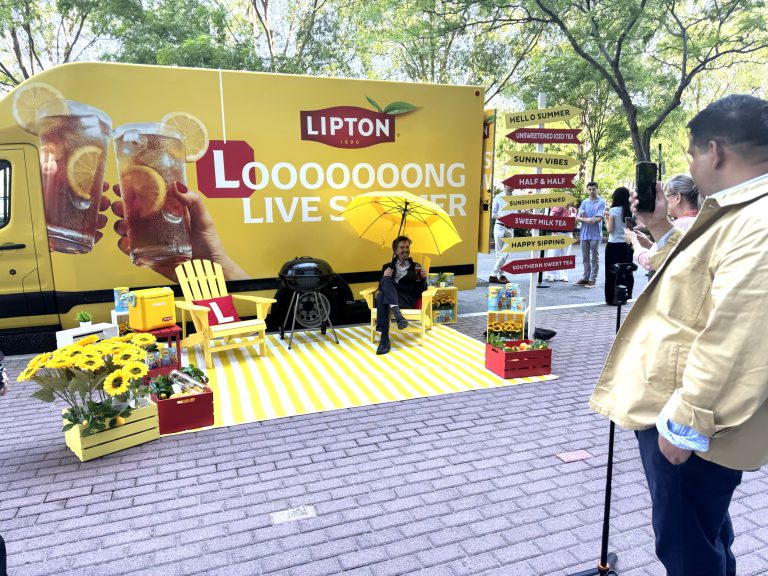 Lipton Iced Tea mobile sampling truck at Bryant Park for National Iced Tea Day by NVS Visuals, photo 03