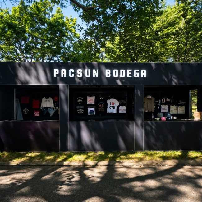 PacSun Bodega concession structure at Governors Ball by NVS Visuals, photo 01